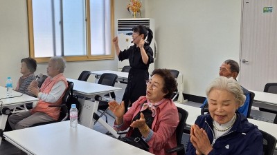 장애어르신 쉼마루 5월29일(수) 노래교실