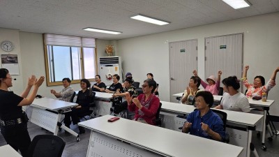 장애어르신 쉼마루 2025년 8월5일 실버 웃음치료교실