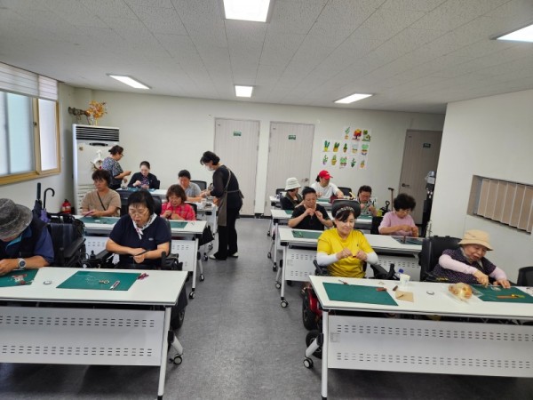 KakaoTalk_20250915_155115650_03 (1).jpg