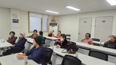 장애어르신 쉼마루 10월 13일 (월) 노래교실